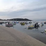Le Brusc Port Plages Parking Prive Διαμέρισμα