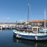 Διαμέρισμα Le Brusc Port Plages Parking Prive Six-Fours-les-Plages