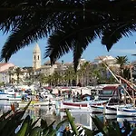 Le Brusc Port Plages Parking Prive Διαμέρισμα *