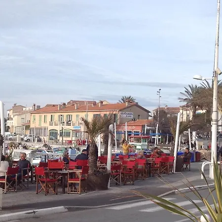 Apartamento Studio climatisé avec parking privé proche Port le Brusc et Plages