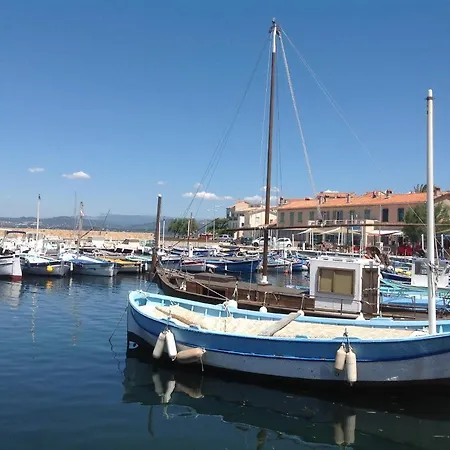 Apartamento Studio climatisé avec parking privé proche Port le Brusc et Plages Six-Fours-les-Plages