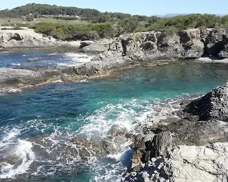 Apartamento Studio climatisé avec parking privé proche Port le Brusc et Plages Six-Fours-les-Plages