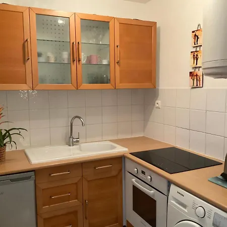 Apartamento Studio climatisé avec parking privé proche Port le Brusc et Plages Six-Fours-les-Plages